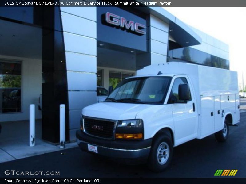 Summit White / Medium Pewter 2019 GMC Savana Cutaway 3500 Commercial Service Truck