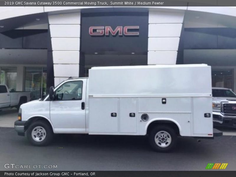 Summit White / Medium Pewter 2019 GMC Savana Cutaway 3500 Commercial Moving Truck