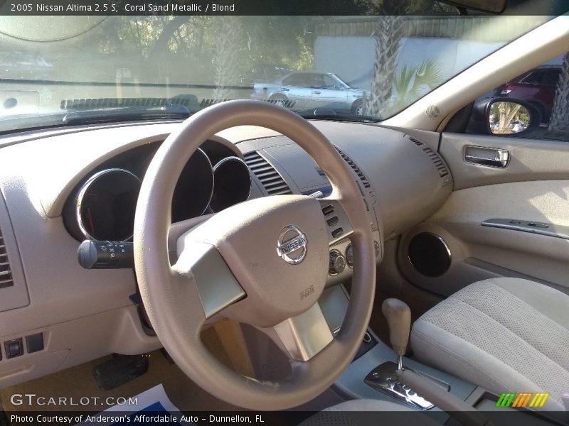 Coral Sand Metallic / Blond 2005 Nissan Altima 2.5 S