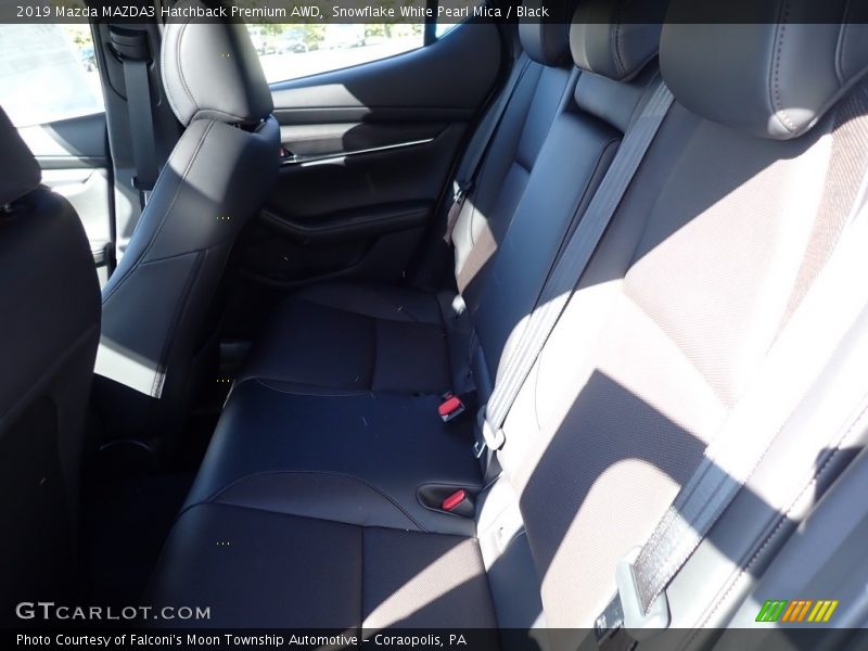 Snowflake White Pearl Mica / Black 2019 Mazda MAZDA3 Hatchback Premium AWD