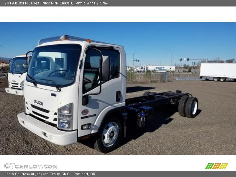 Front 3/4 View of 2019 N Series Truck NRR Chassis