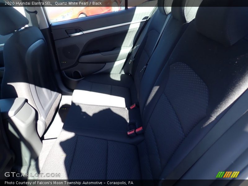 Quartz White Pearl / Black 2020 Hyundai Elantra SEL