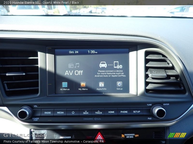 Quartz White Pearl / Black 2020 Hyundai Elantra SEL