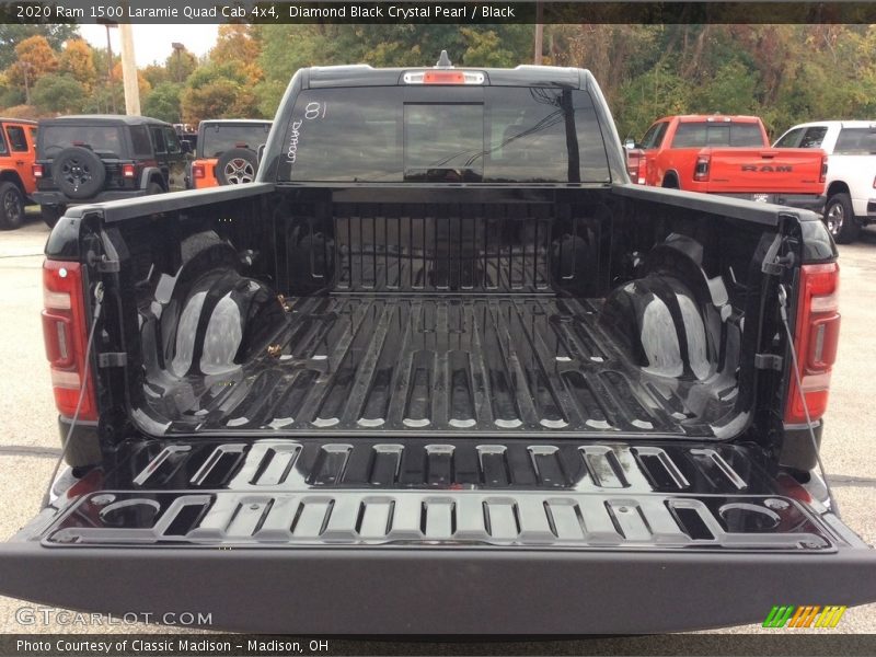 Diamond Black Crystal Pearl / Black 2020 Ram 1500 Laramie Quad Cab 4x4