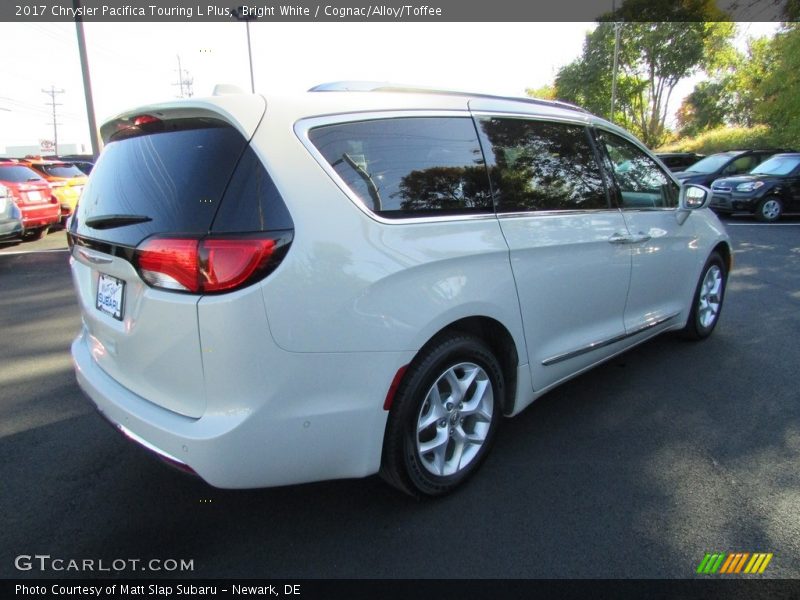 Bright White / Cognac/Alloy/Toffee 2017 Chrysler Pacifica Touring L Plus