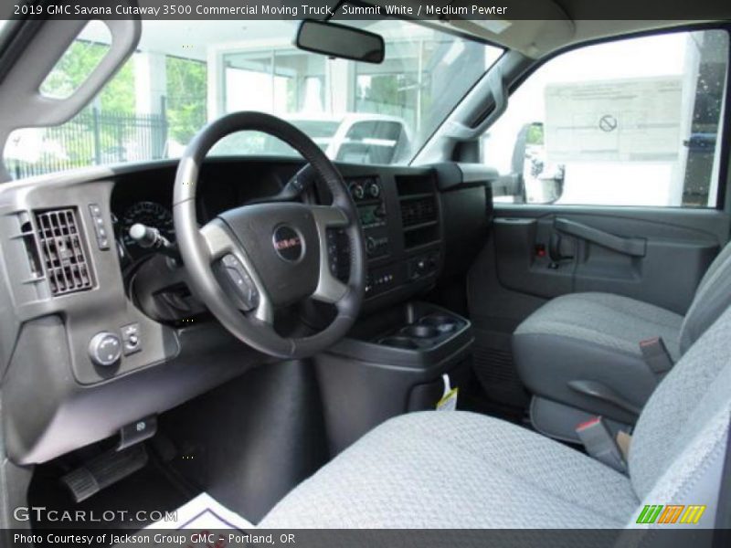 Summit White / Medium Pewter 2019 GMC Savana Cutaway 3500 Commercial Moving Truck