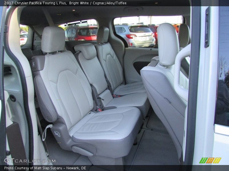 Bright White / Cognac/Alloy/Toffee 2017 Chrysler Pacifica Touring L Plus