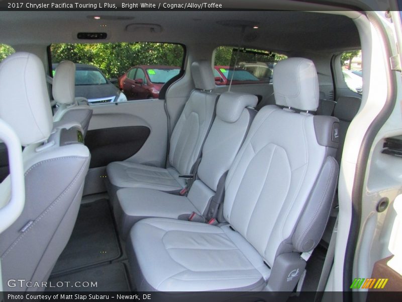 Bright White / Cognac/Alloy/Toffee 2017 Chrysler Pacifica Touring L Plus
