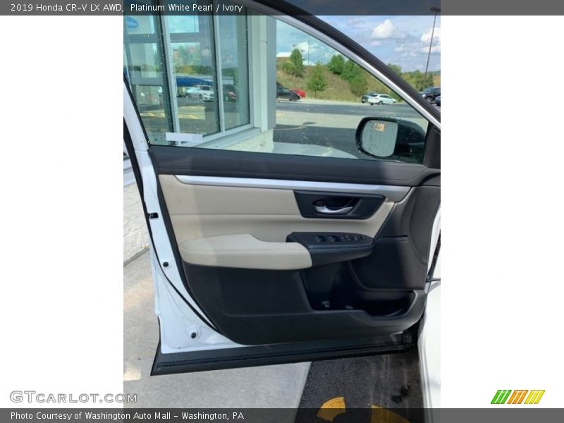 Platinum White Pearl / Ivory 2019 Honda CR-V LX AWD