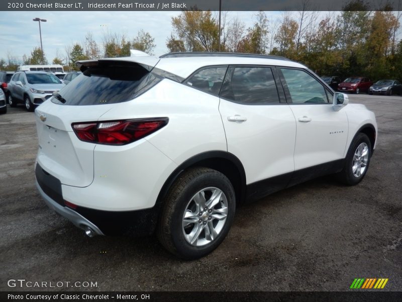 Iridescent Pearl Tricoat / Jet Black 2020 Chevrolet Blazer LT