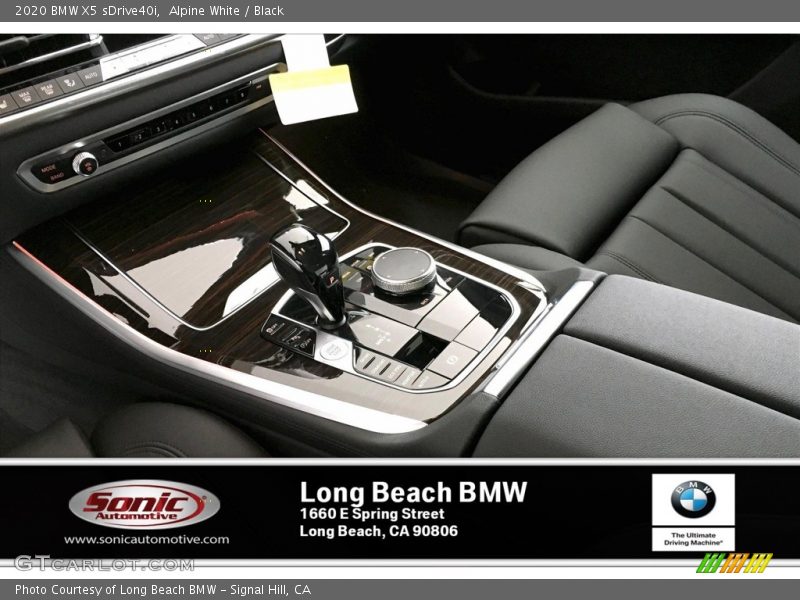 Alpine White / Black 2020 BMW X5 sDrive40i