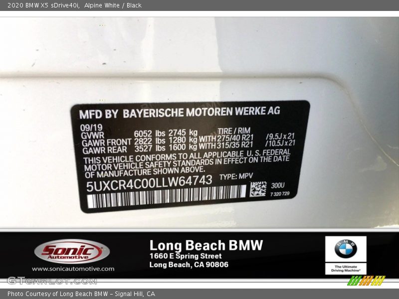 Alpine White / Black 2020 BMW X5 sDrive40i