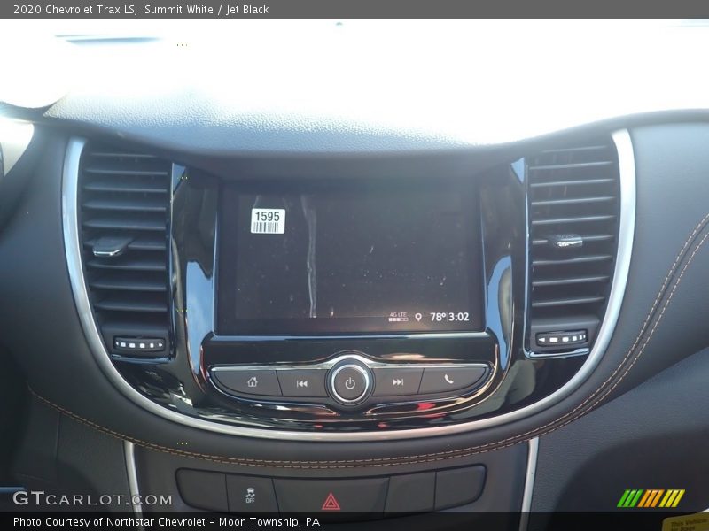 Summit White / Jet Black 2020 Chevrolet Trax LS