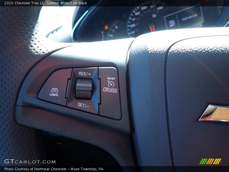 Summit White / Jet Black 2020 Chevrolet Trax LS