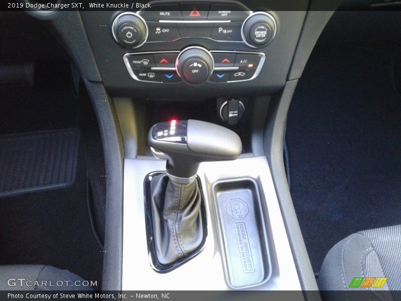 White Knuckle / Black 2019 Dodge Charger SXT