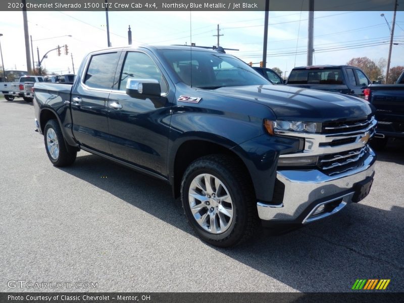 Front 3/4 View of 2020 Silverado 1500 LTZ Crew Cab 4x4