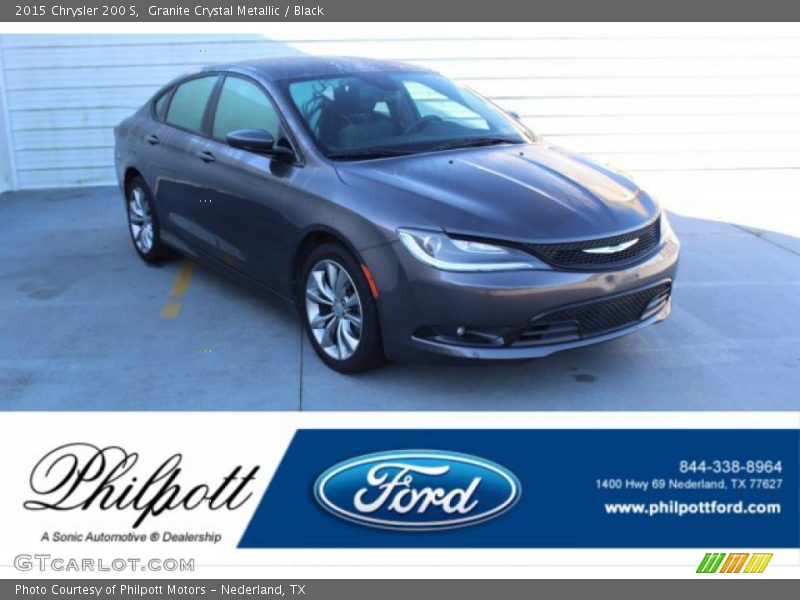 Granite Crystal Metallic / Black 2015 Chrysler 200 S