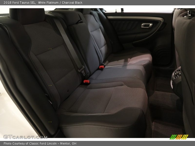 White Platinum / Charcoal Black 2018 Ford Taurus SEL