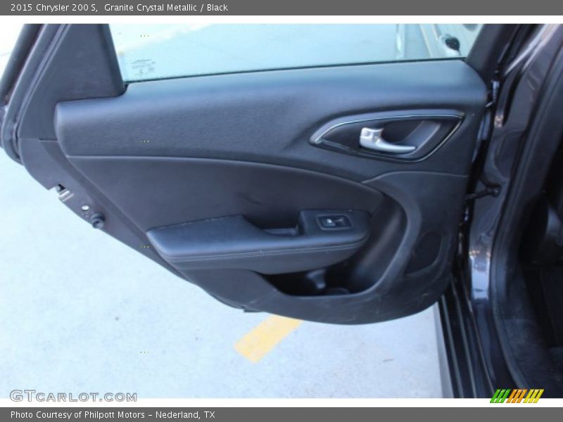 Granite Crystal Metallic / Black 2015 Chrysler 200 S