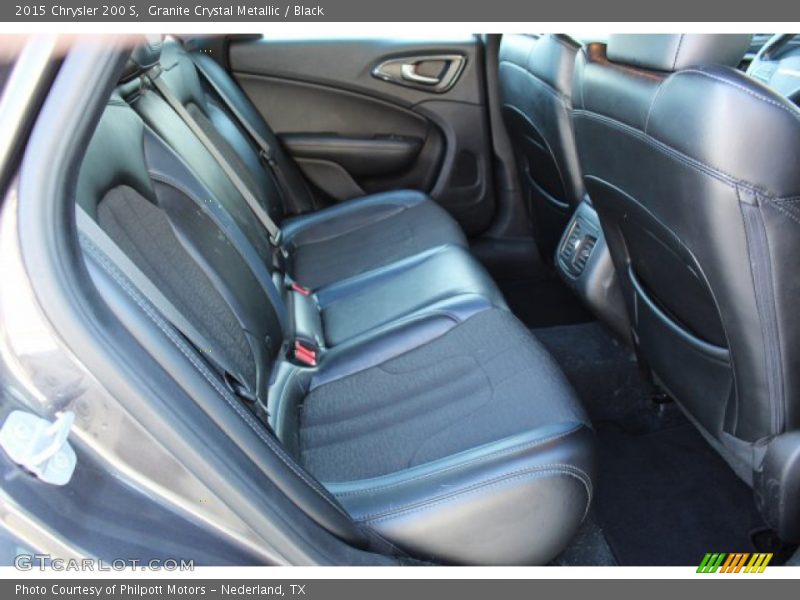 Granite Crystal Metallic / Black 2015 Chrysler 200 S