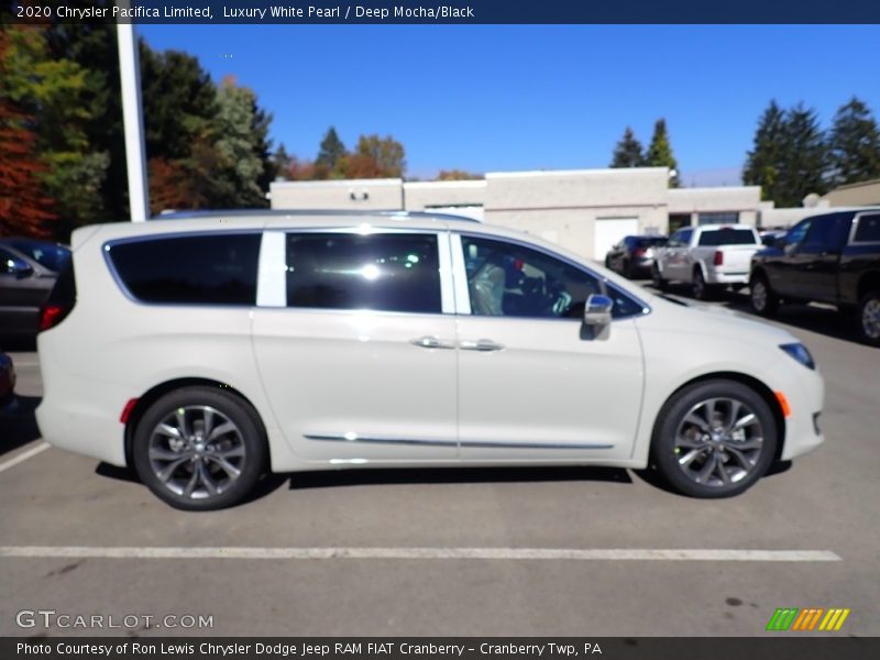 Luxury White Pearl / Deep Mocha/Black 2020 Chrysler Pacifica Limited