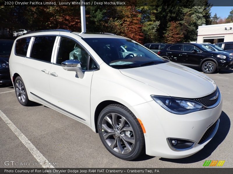 Front 3/4 View of 2020 Pacifica Limited