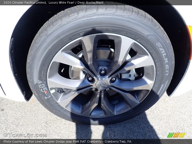 Luxury White Pearl / Deep Mocha/Black 2020 Chrysler Pacifica Limited