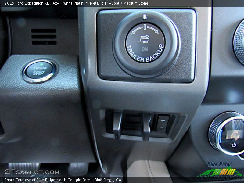 White Platinum Metallic Tri-Coat / Medium Stone 2019 Ford Expedition XLT 4x4