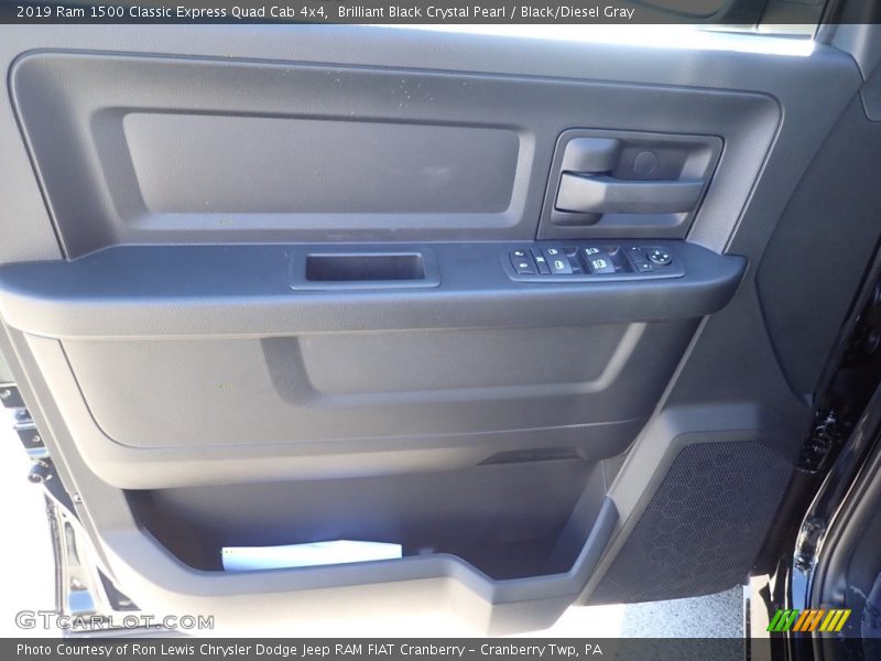 Brilliant Black Crystal Pearl / Black/Diesel Gray 2019 Ram 1500 Classic Express Quad Cab 4x4