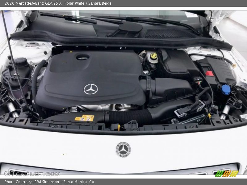Polar White / Sahara Beige 2020 Mercedes-Benz GLA 250