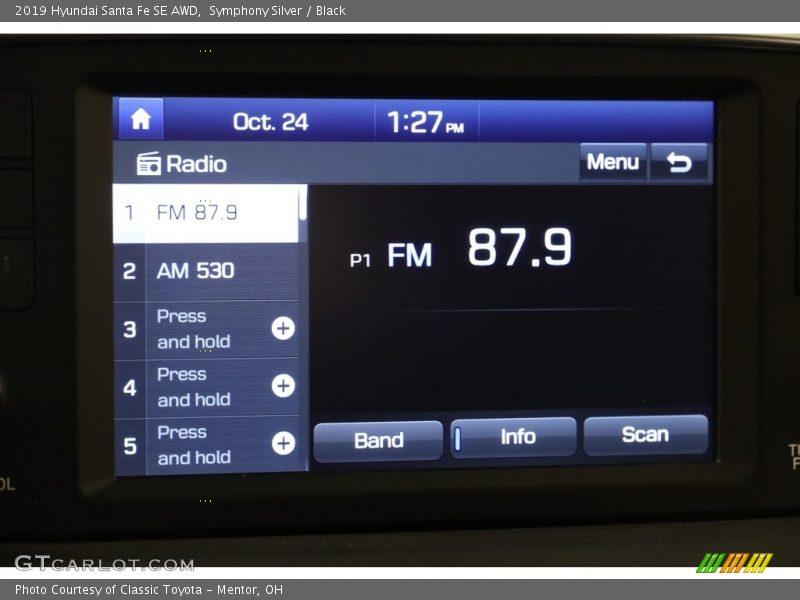 Symphony Silver / Black 2019 Hyundai Santa Fe SE AWD