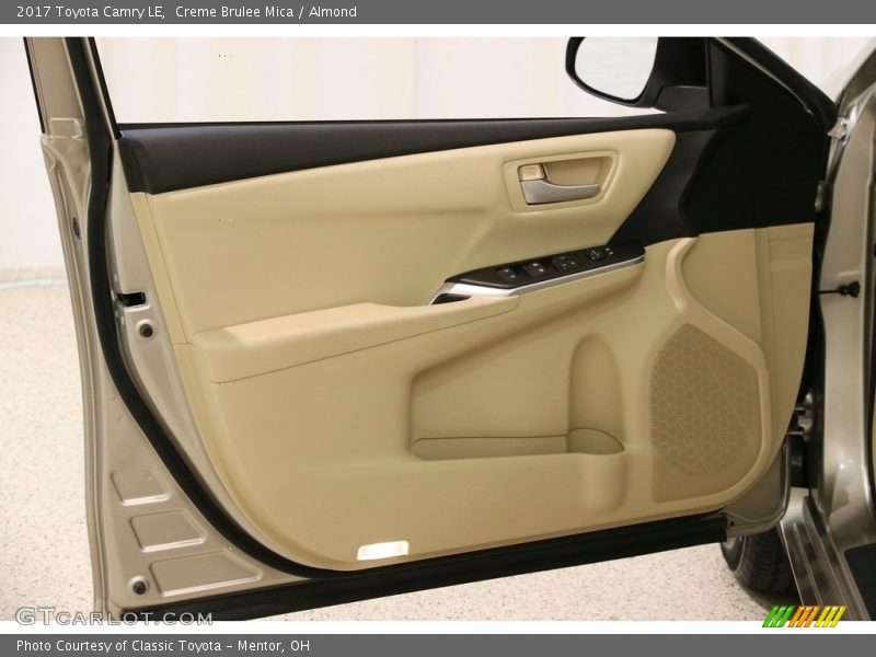 Creme Brulee Mica / Almond 2017 Toyota Camry LE
