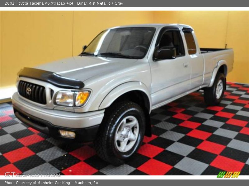 Lunar Mist Metallic / Gray 2002 Toyota Tacoma V6 Xtracab 4x4