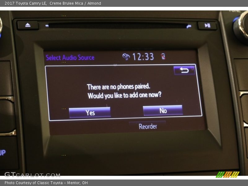 Creme Brulee Mica / Almond 2017 Toyota Camry LE