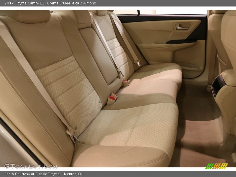 Creme Brulee Mica / Almond 2017 Toyota Camry LE