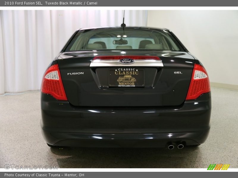 Tuxedo Black Metallic / Camel 2010 Ford Fusion SEL