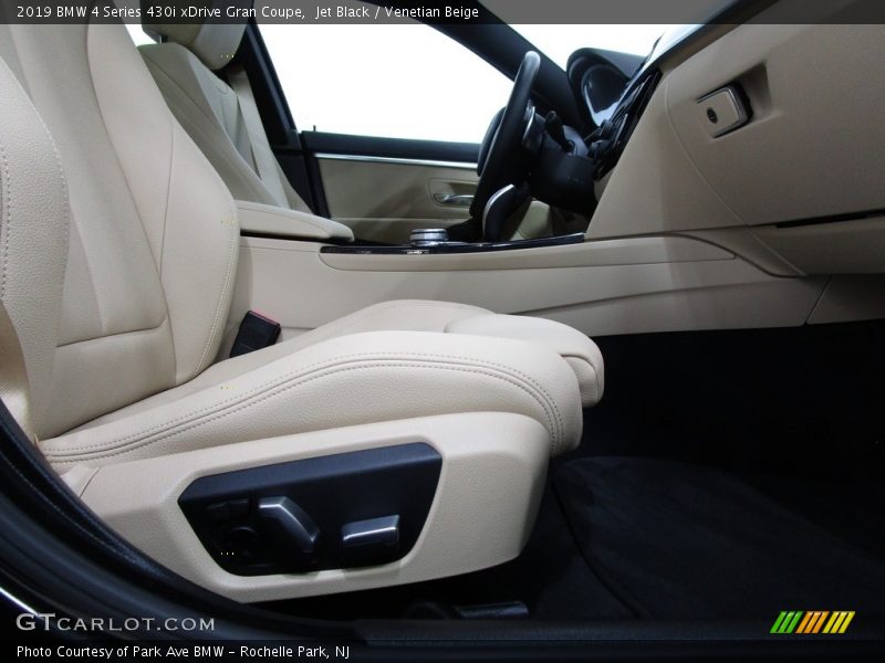 Jet Black / Venetian Beige 2019 BMW 4 Series 430i xDrive Gran Coupe