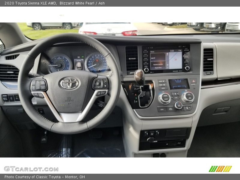 Blizzard White Pearl / Ash 2020 Toyota Sienna XLE AWD