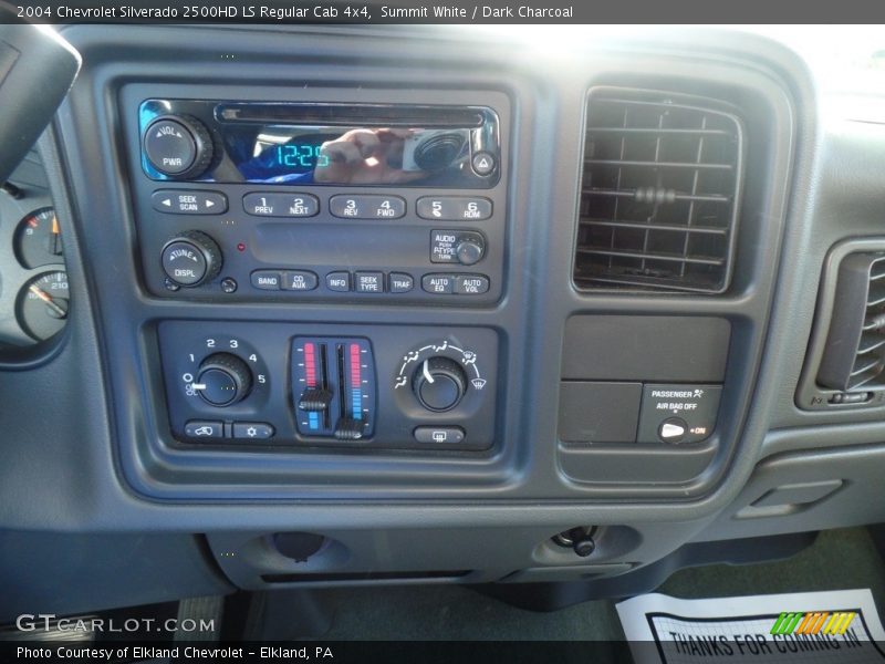 Summit White / Dark Charcoal 2004 Chevrolet Silverado 2500HD LS Regular Cab 4x4