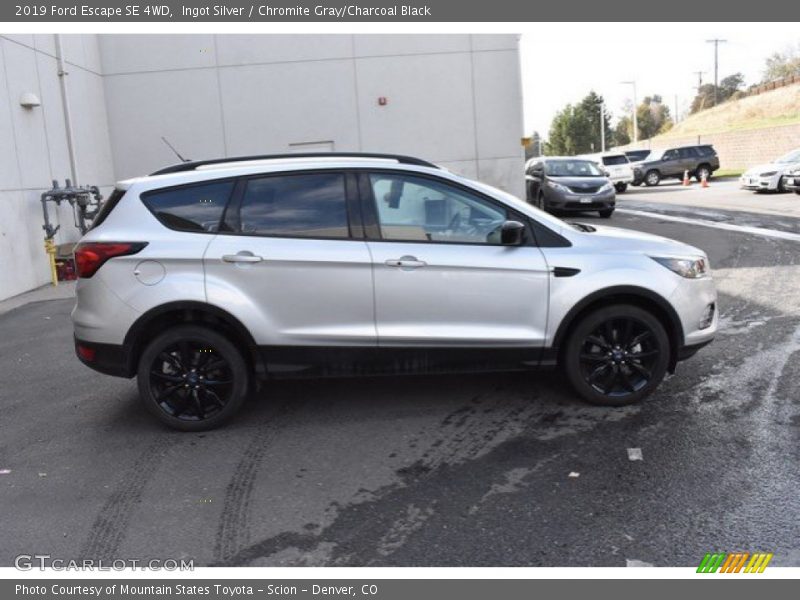 Ingot Silver / Chromite Gray/Charcoal Black 2019 Ford Escape SE 4WD