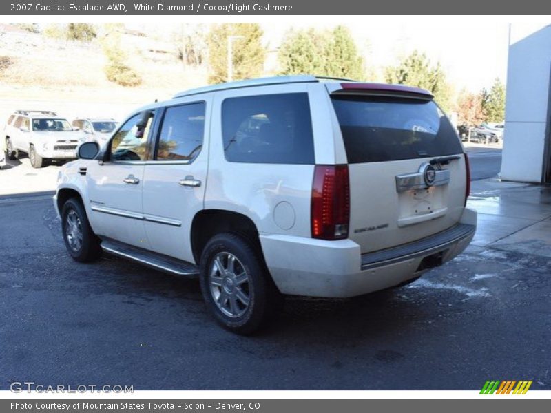 White Diamond / Cocoa/Light Cashmere 2007 Cadillac Escalade AWD