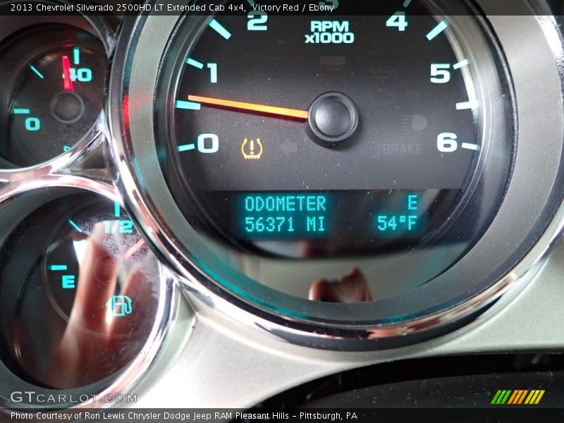 Victory Red / Ebony 2013 Chevrolet Silverado 2500HD LT Extended Cab 4x4