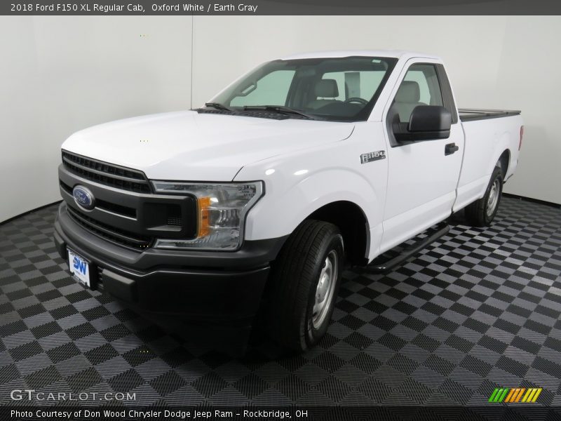 Oxford White / Earth Gray 2018 Ford F150 XL Regular Cab