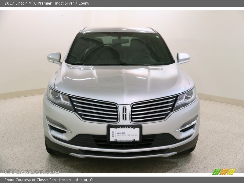 Ingot Silver / Ebony 2017 Lincoln MKC Premier