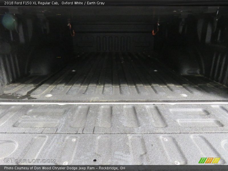Oxford White / Earth Gray 2018 Ford F150 XL Regular Cab