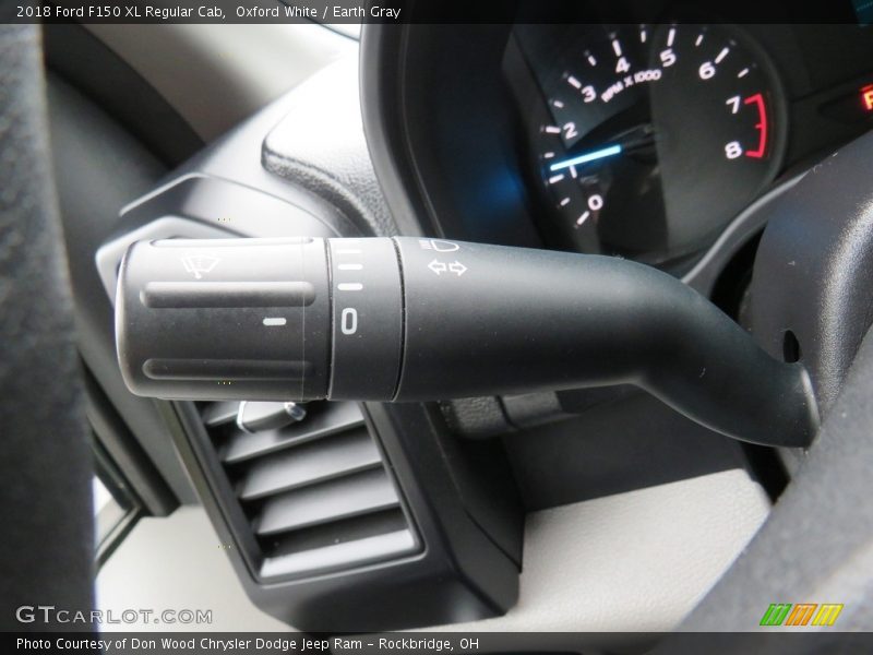 Oxford White / Earth Gray 2018 Ford F150 XL Regular Cab