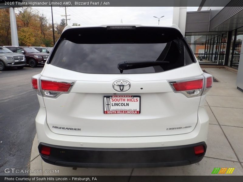 Blizzard Pearl / Ash 2016 Toyota Highlander Limited AWD