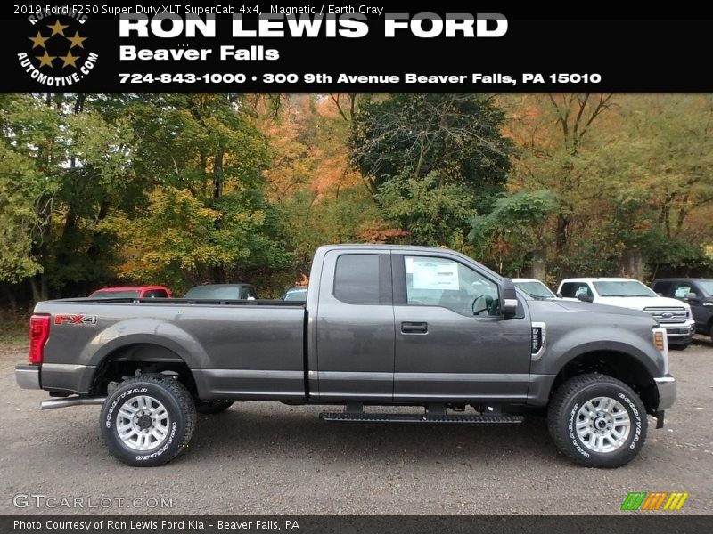 Magnetic / Earth Gray 2019 Ford F250 Super Duty XLT SuperCab 4x4