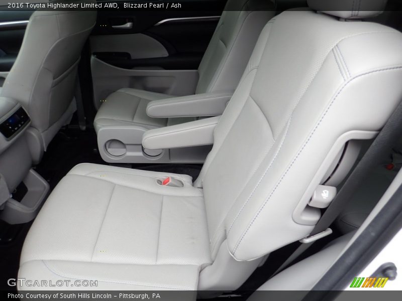 Blizzard Pearl / Ash 2016 Toyota Highlander Limited AWD