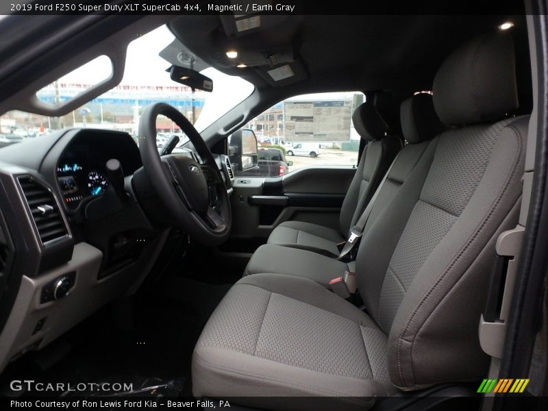 Magnetic / Earth Gray 2019 Ford F250 Super Duty XLT SuperCab 4x4